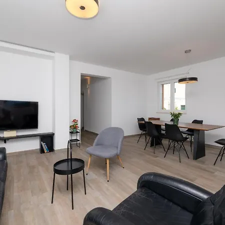 Reful Apartamento Sutivan